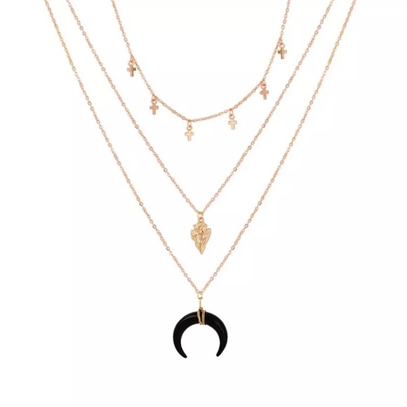 New Gold Layered Crescent Arrowhead Necklace - Picture 4 of 4